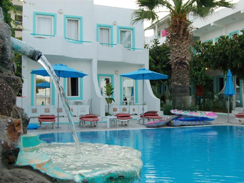 גומבט Turihan Beach Hotel מראה חיצוני תמונה